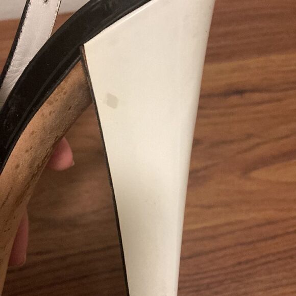 Sergio Rossi Black & White Patent Leather Open Toe Slingback Shoes.  Size 37.5. - Picture 10 of 11